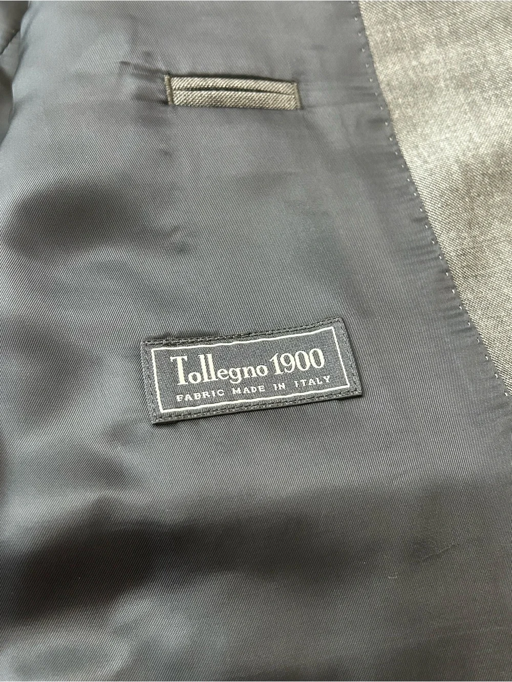 NWT J Crew Ludlow Charcoal Gray Two-Piece Suit Jacket & Trousers. Size 38R.